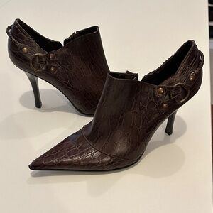 Nine West Dark Brown Textured Heels